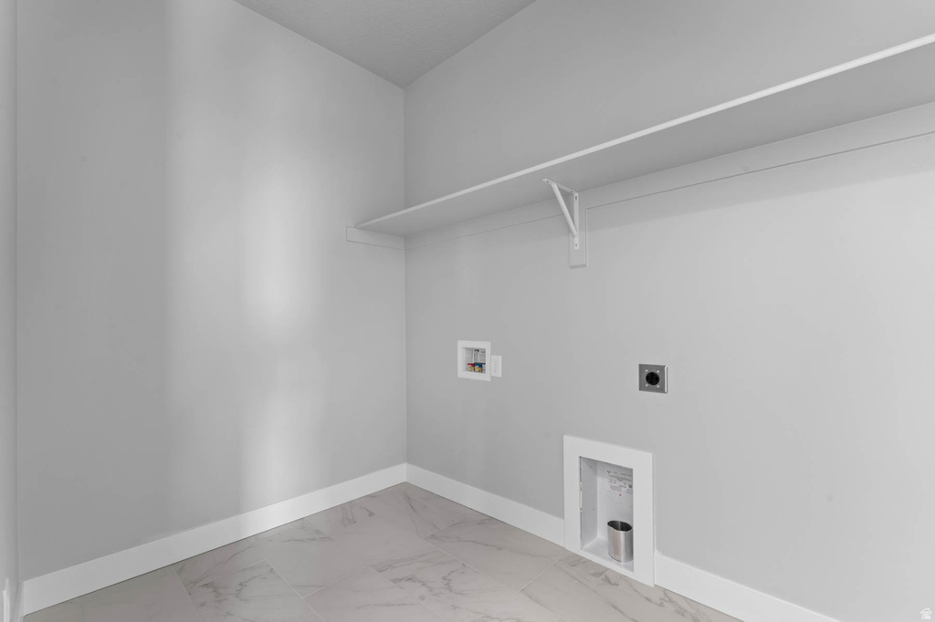 1315 W 2325 S Syracuse, UT 84075