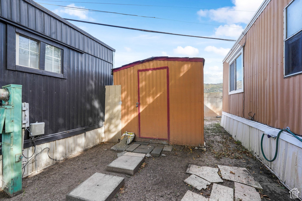 Photo 11 for MLS #2110886 at 260 E 1100 North #A14