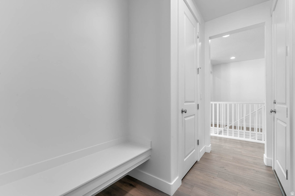 1295 W 2325 S Syracuse, UT 84075