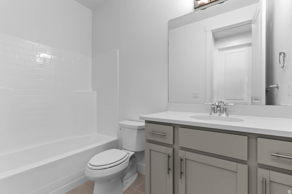 1295 W 2325 S Syracuse, UT 84075