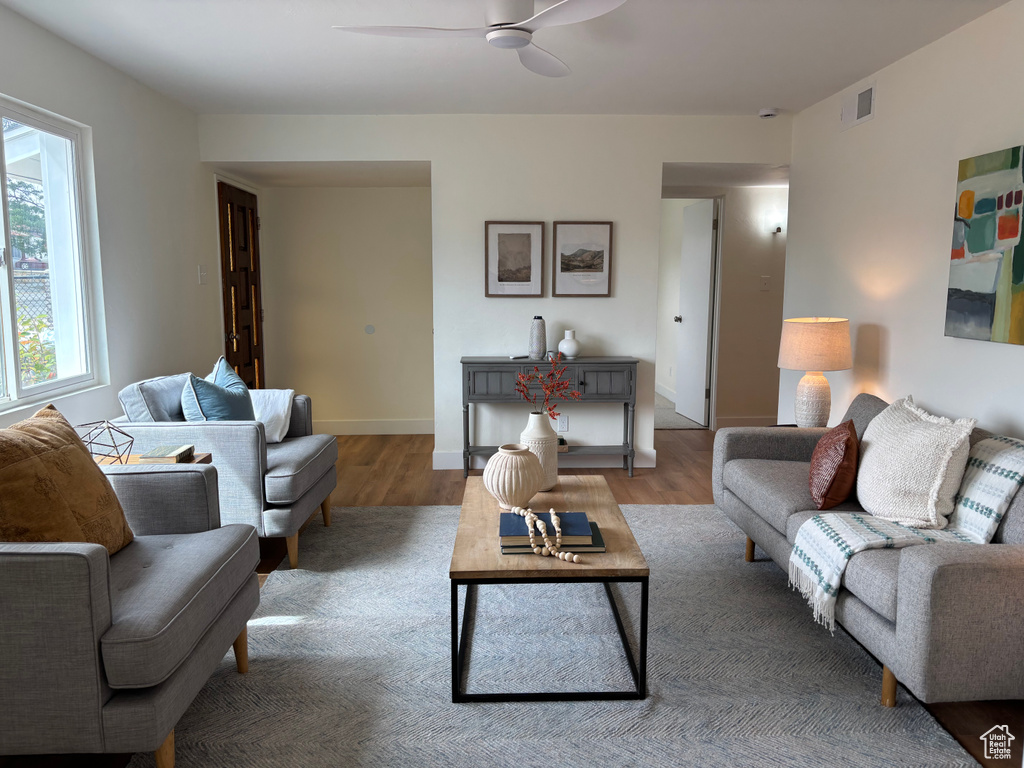 Photo 4 for MLS #2110890 at 4756 W 5055 South
