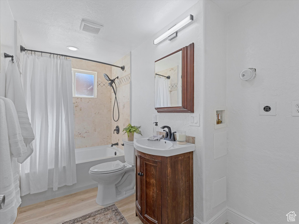 Photo 14 for MLS #2110891 at 131 E 475 North