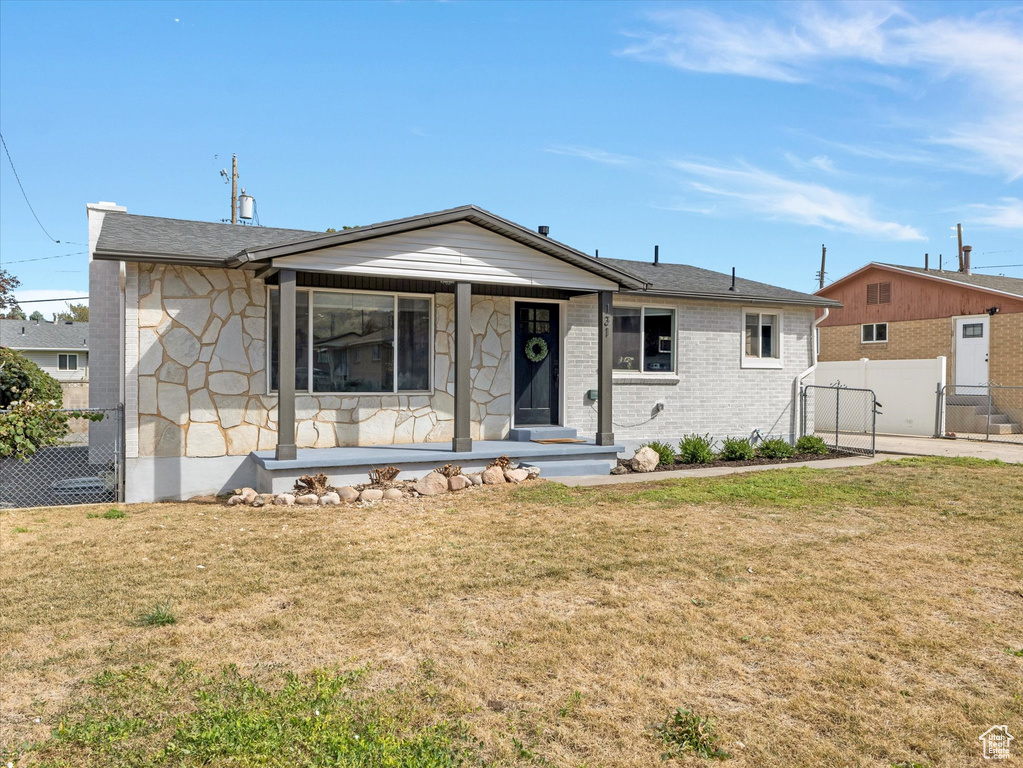 Photo 3 for MLS #2110891 at 131 E 475 North