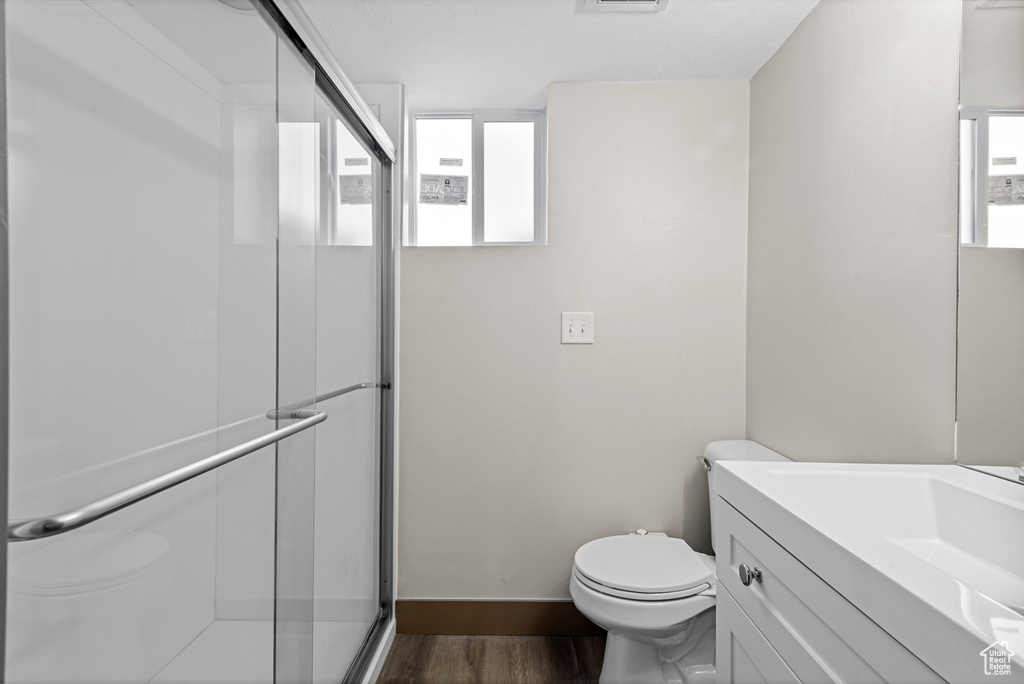 Photo 18 for MLS #2110892 at 3976 Pine Tree Dr