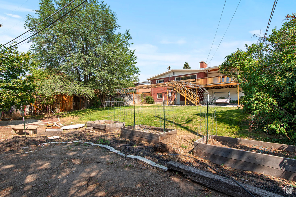 Photo 22 for MLS #2110892 at 3976 Pine Tree Dr