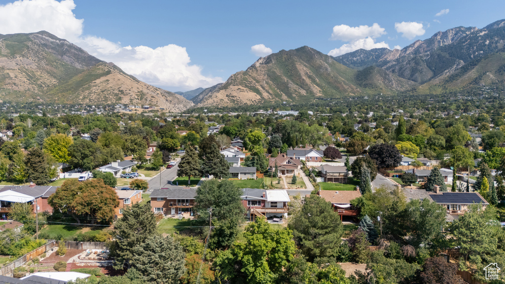 Photo 27 for MLS #2110892 at 3976 Pine Tree Dr