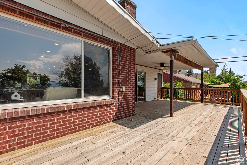 Photo 23 for MLS #2110892 at 3976 Pine Tree Dr