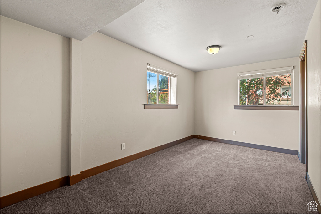 Photo 16 for MLS #2110892 at 3976 Pine Tree Dr