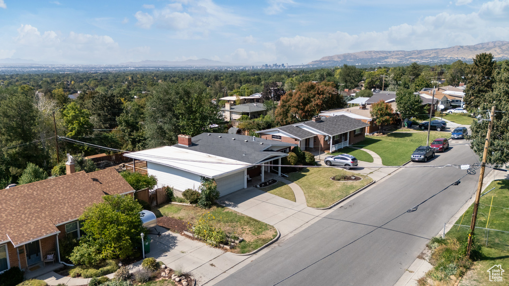 Photo 25 for MLS #2110892 at 3976 Pine Tree Dr