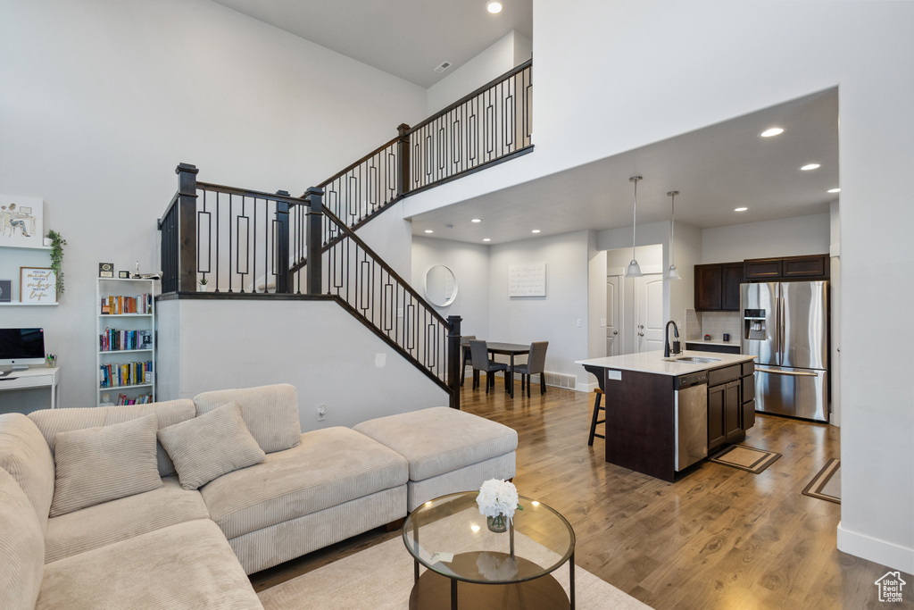 Photo 5 for MLS #2110899 at 4467 W Monument Peak Dr