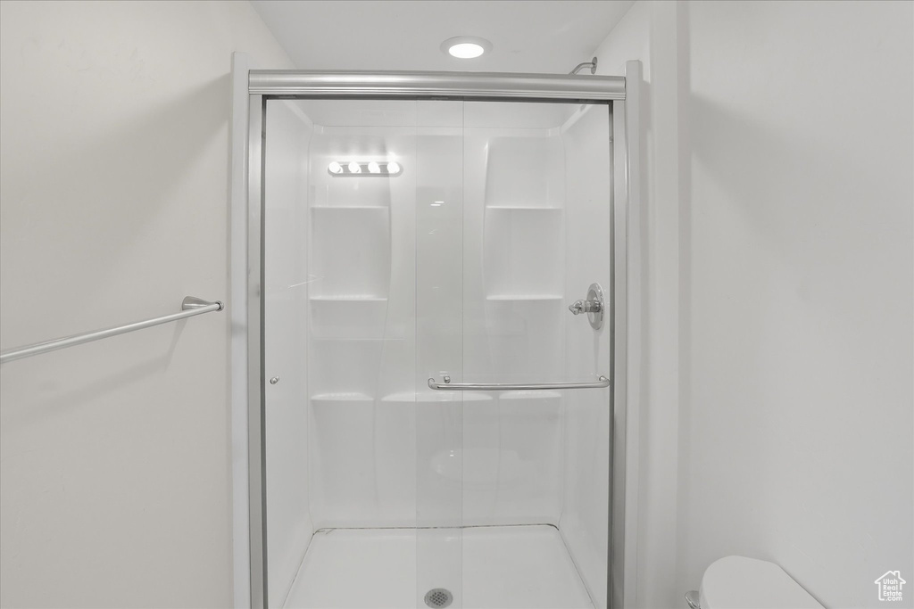 7092 W JAYSON BEND DR West Jordan, UT 84081