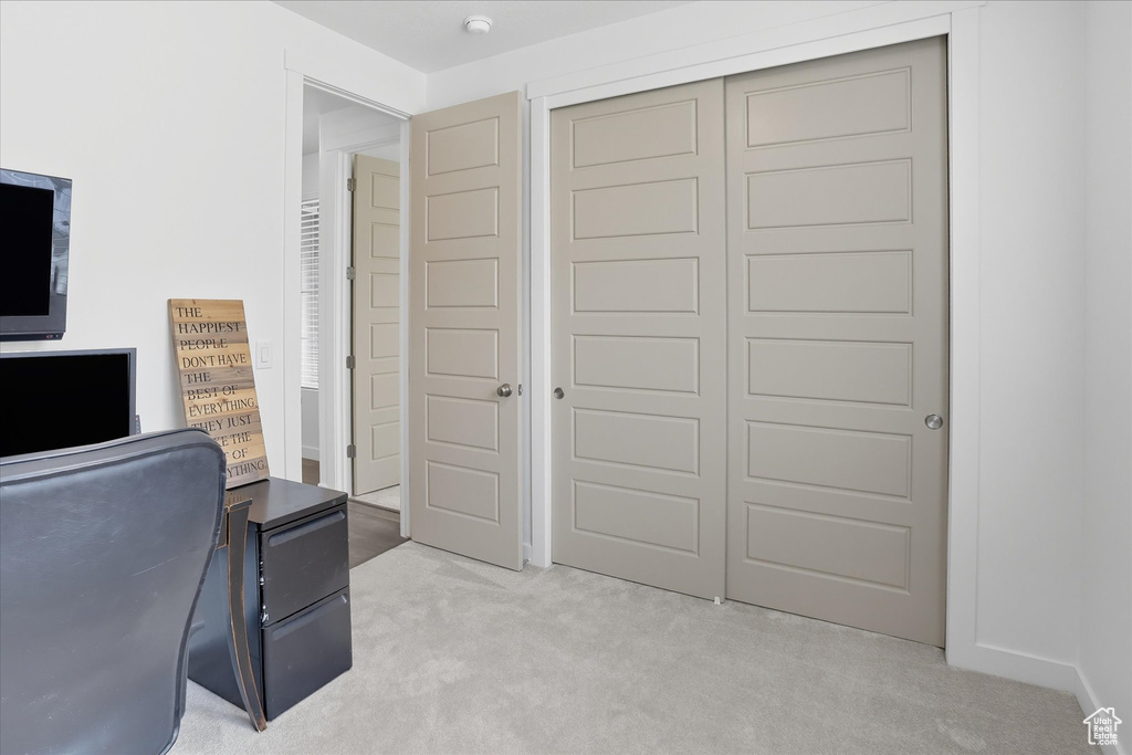 7092 W JAYSON BEND DR West Jordan, UT 84081