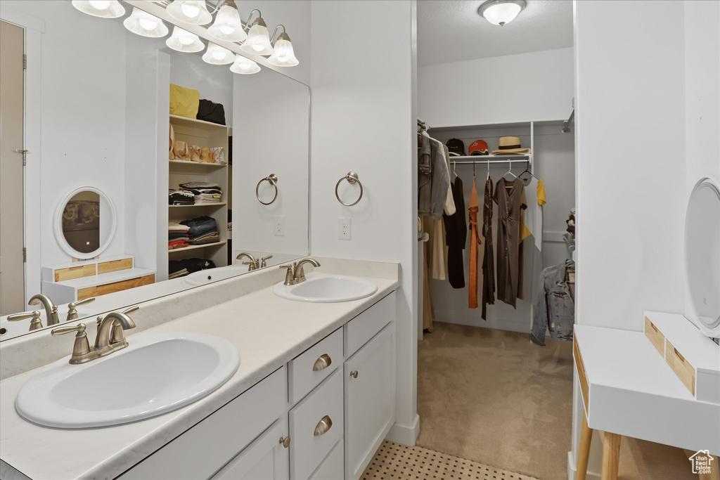 7092 W JAYSON BEND DR West Jordan, UT 84081