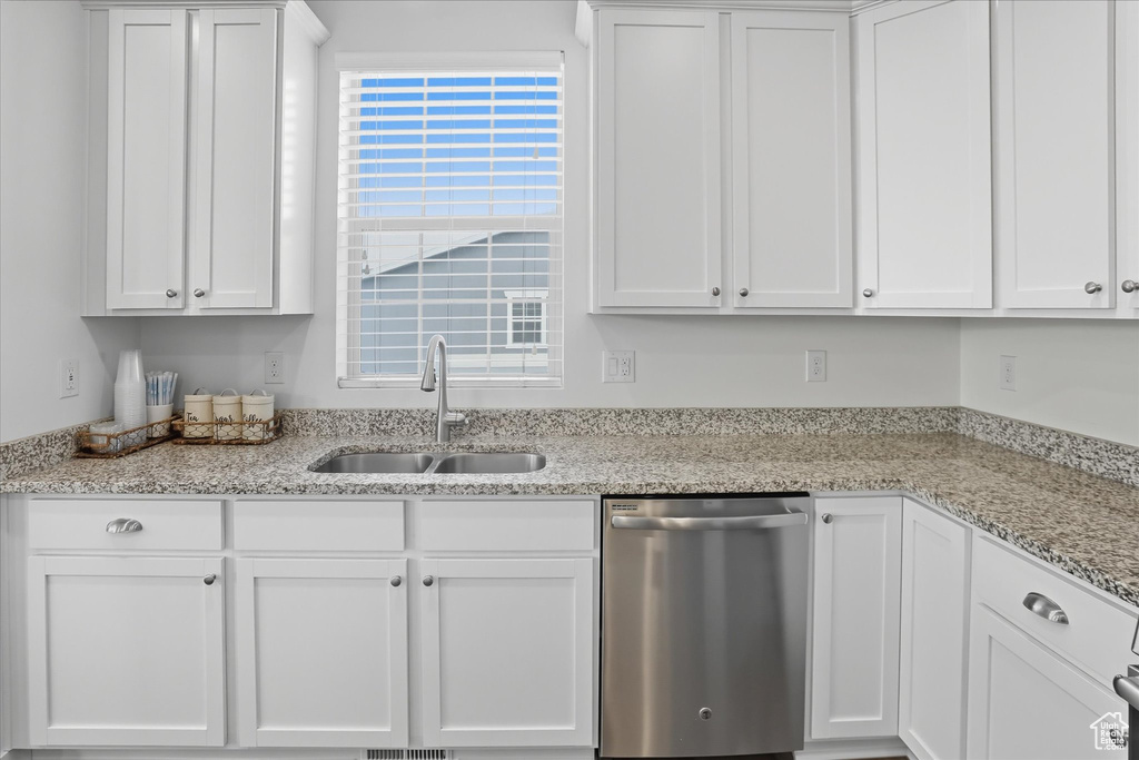 7092 W JAYSON BEND DR West Jordan, UT 84081