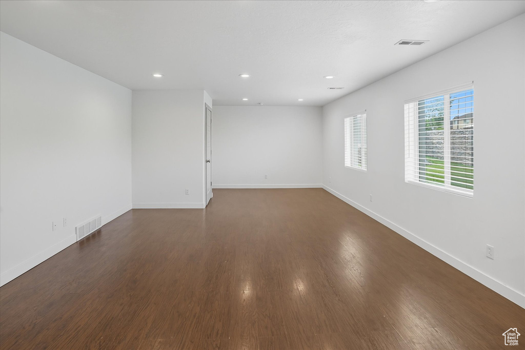 7092 W JAYSON BEND DR West Jordan, UT 84081