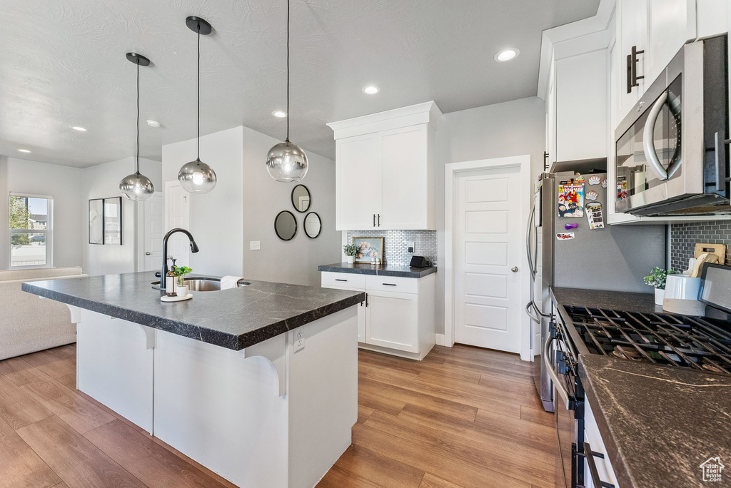 Photo 9 for MLS #2110907 at 7589 N Silver Park Dr