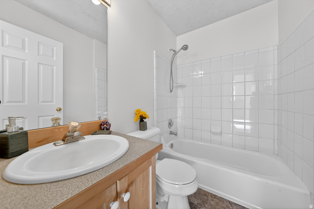 828 E VINE ST Tooele, UT 84074