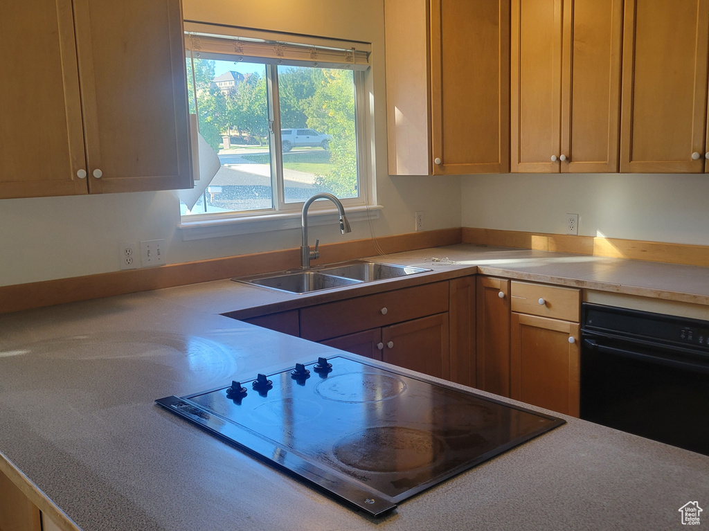 Photo 13 for MLS #2110909 at 828 E Vine St