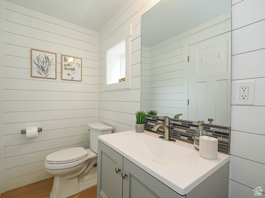 Photo 19 for MLS #2110916 at 190 E 200 South