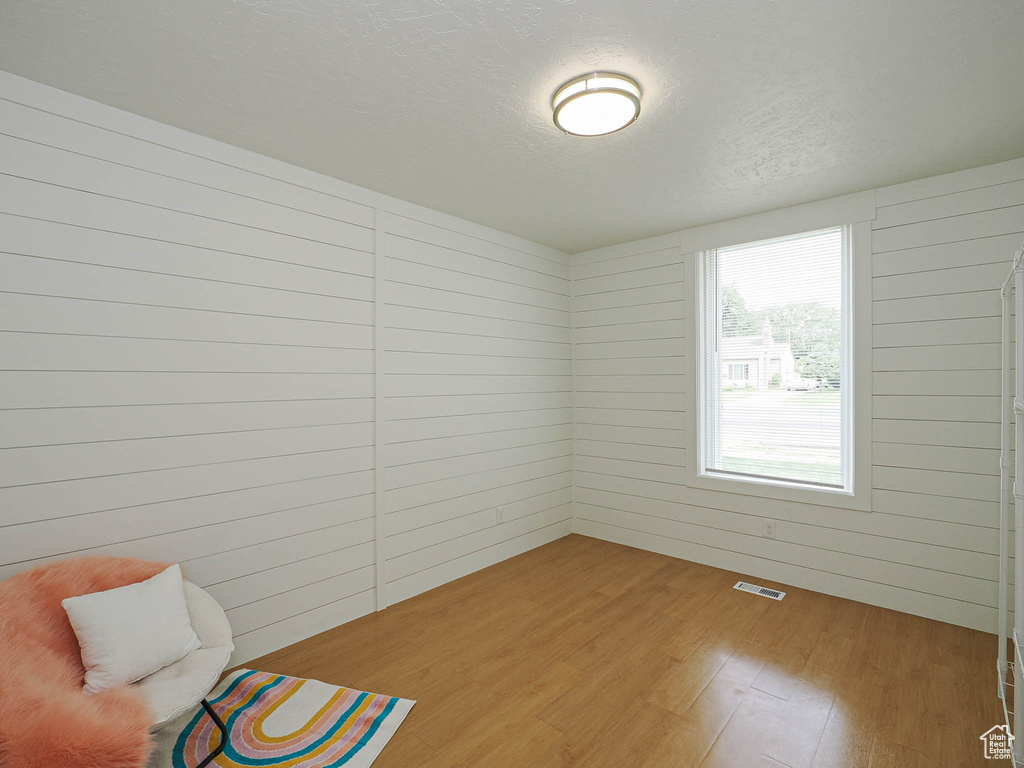 Photo 12 for MLS #2110916 at 190 E 200 South