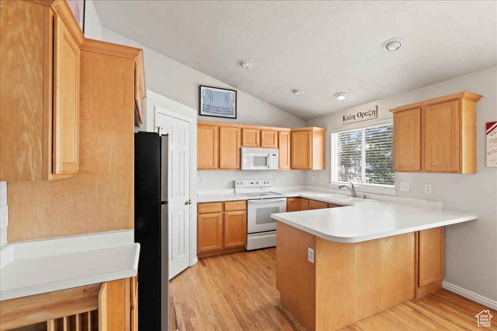 572 E 5300 S Murray, UT 84107