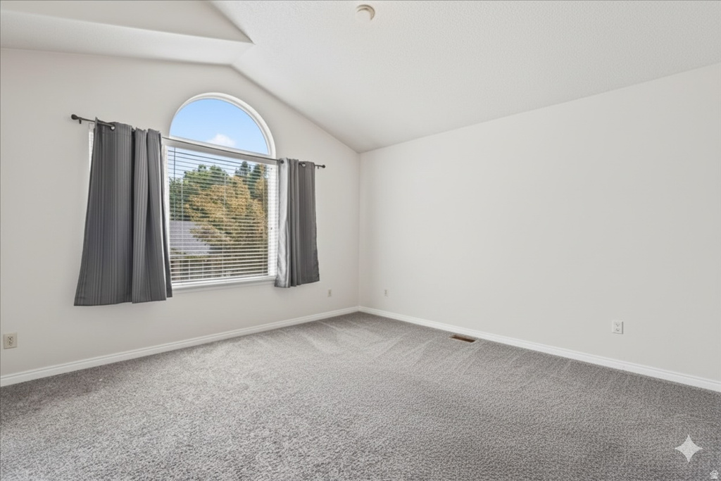 572 E 5300 S Murray, UT 84107