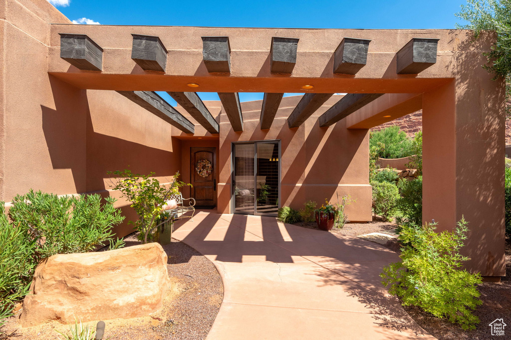 Photo 3 for MLS #2110921 at 2336 W Entrada Trl #23