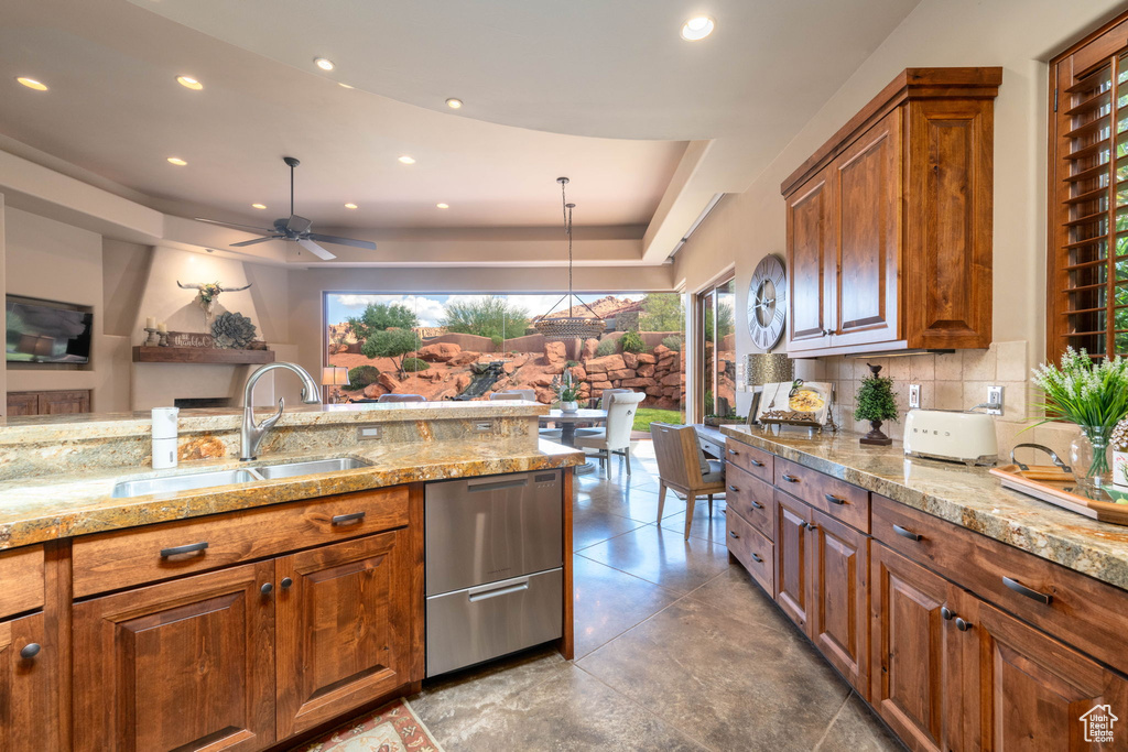 Photo 10 for MLS #2110921 at 2336 W Entrada Trl #23