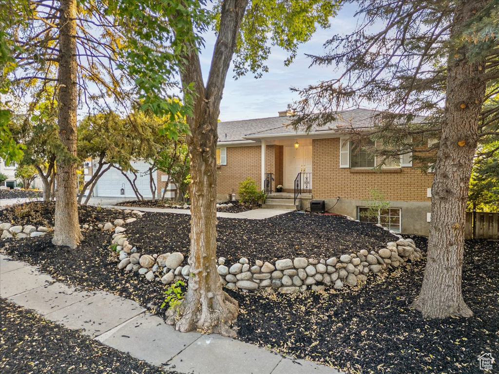 Photo 3 for MLS #2110926 at 8796 S Hidden Oak Dr