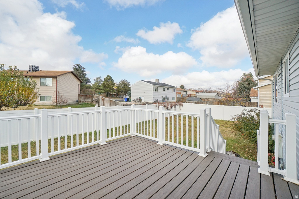 6398 S LOBELIA DR West Jordan, UT 84081