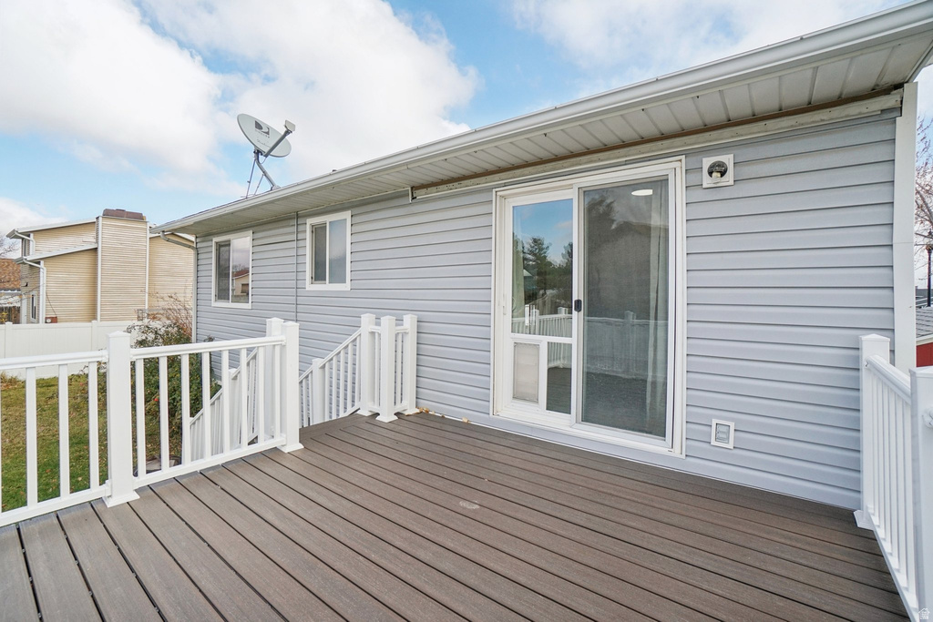 6398 S LOBELIA DR West Jordan, UT 84081