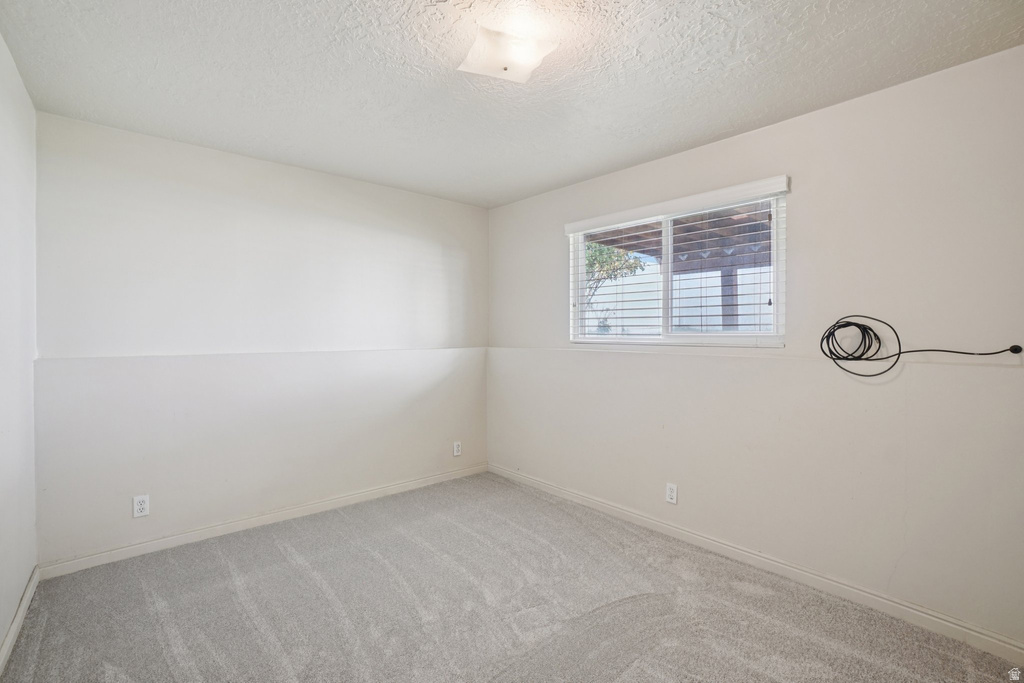 6398 S LOBELIA DR West Jordan, UT 84081