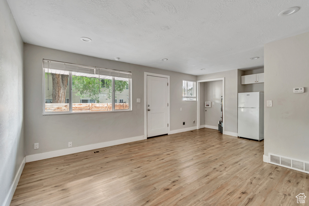 548 N REDWOOD RD Salt Lake City, UT 84106