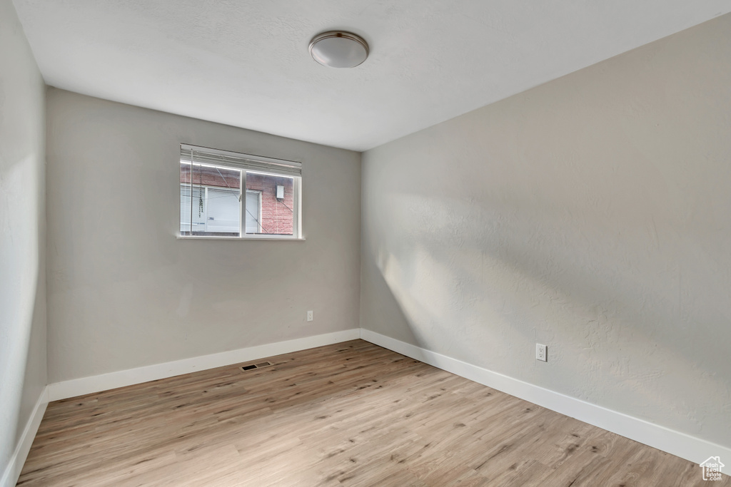 548 N REDWOOD RD Salt Lake City, UT 84106