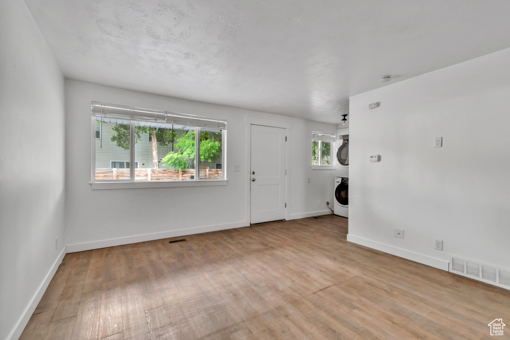 548 N REDWOOD RD Salt Lake City, UT 84106