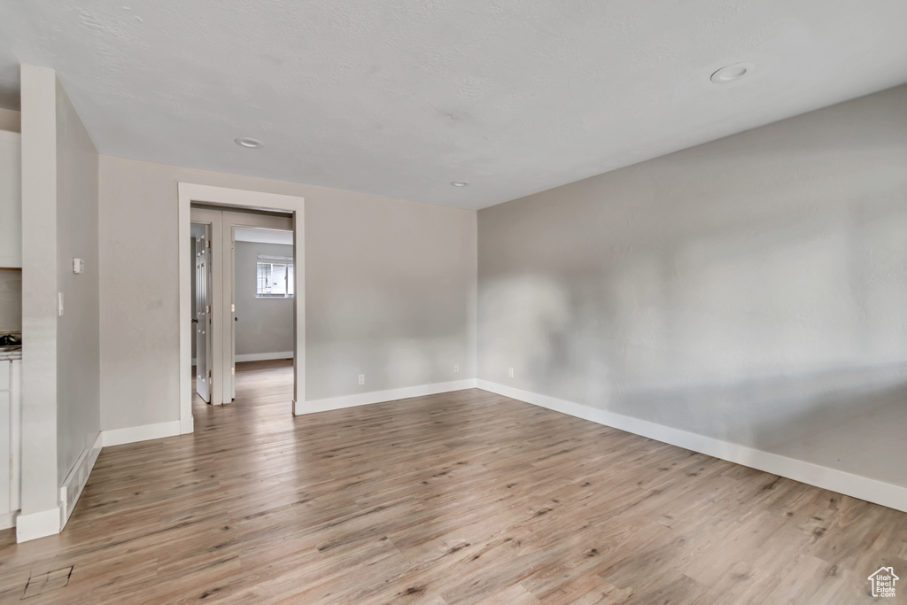 548 N REDWOOD RD Salt Lake City, UT 84106