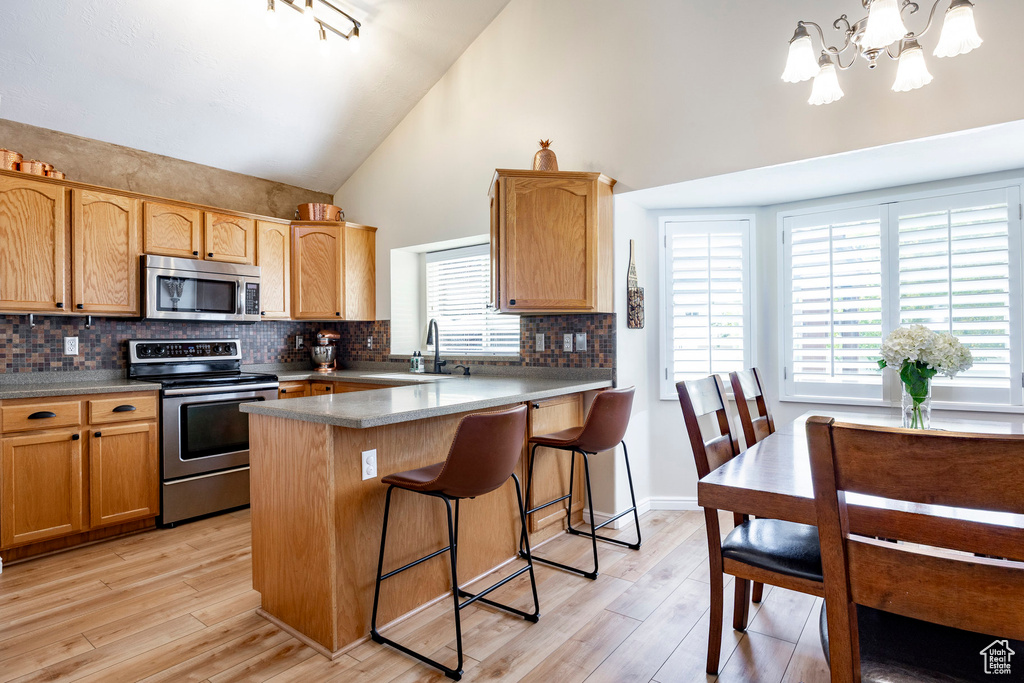 366 E SANDY PARK CIR Sandy, UT 84047