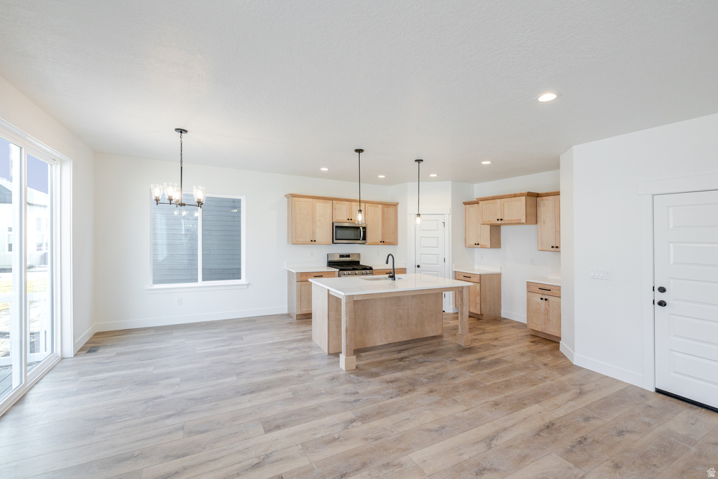 1060 N CANVASBACK DR #405 Lehi, UT 84043