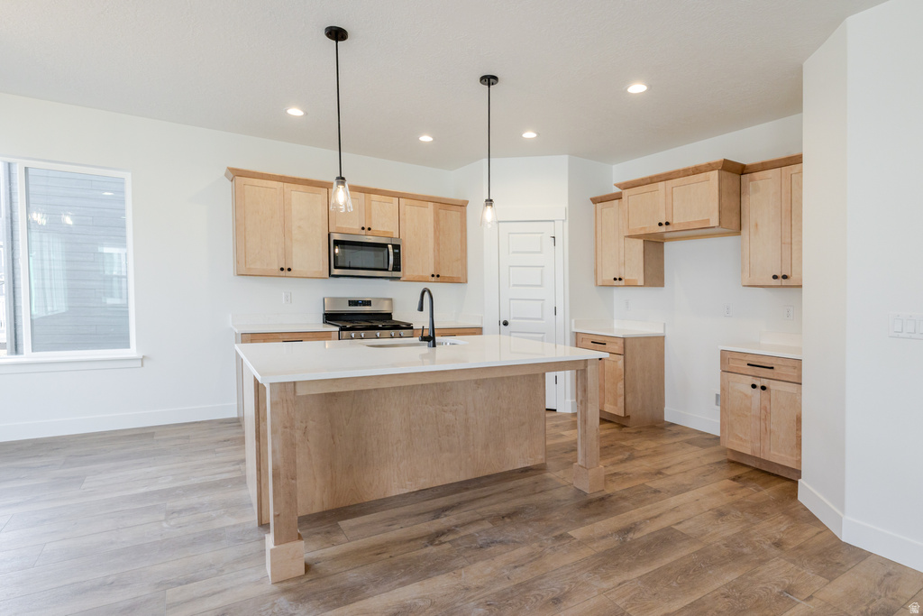 1060 N CANVASBACK DR #405 Lehi, UT 84043