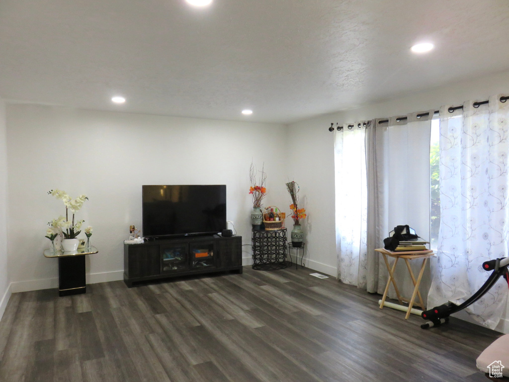 Photo 5 for MLS #2110960 at 2993 S Maple Way