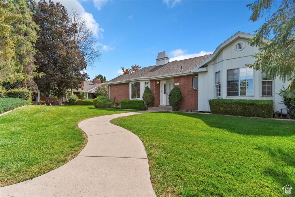 Photo 2 for MLS #2110991 at 5454 S 150 East #39