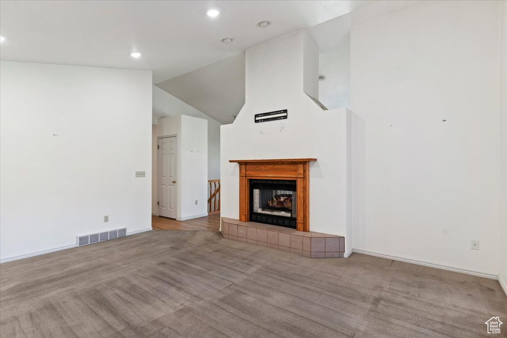 Photo 7 for MLS #2110991 at 5454 S 150 East #39