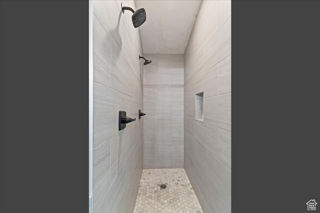 Photo 19 for MLS #2110991 at 5454 S 150 East #39
