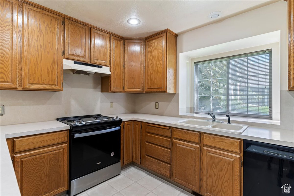 Photo 11 for MLS #2110991 at 5454 S 150 East #39