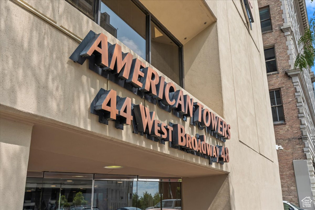 Photo 39 for MLS #2110995 at 44 W 300 South #305S