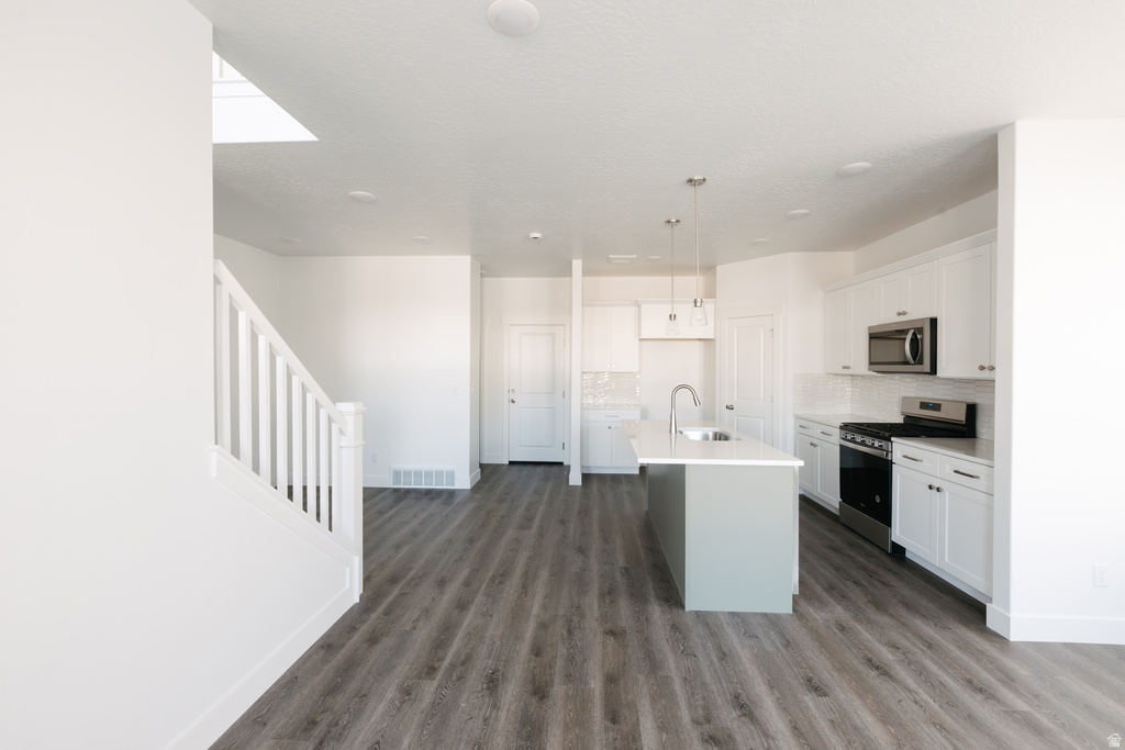 1479 W SKYLINE DR #905 Saratoga Springs, UT 84045