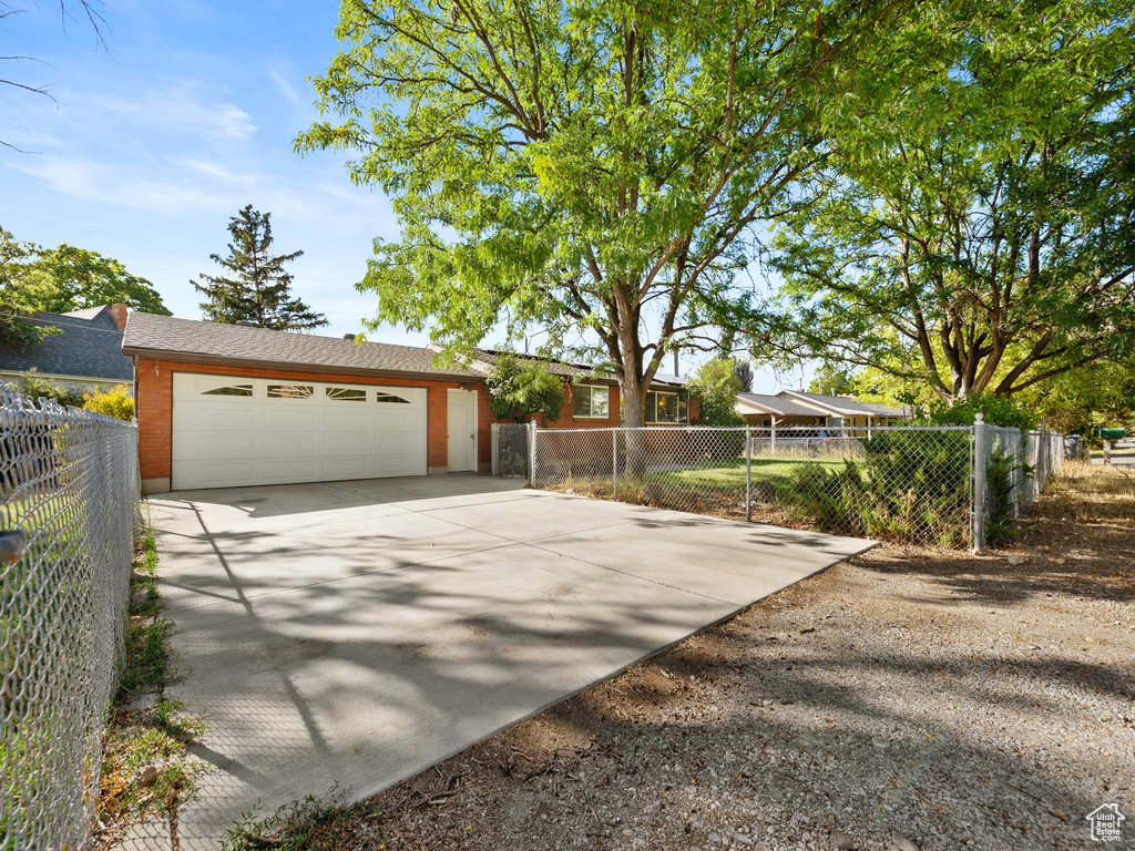 Photo 5 for MLS #2111011 at 405 N 150 East