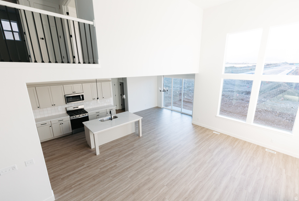 12782 S TWISTED OAK DR #2003 Herriman, UT 84096