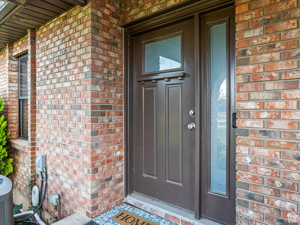 Photo 5 for MLS #2111031 at 713 S 3400 East