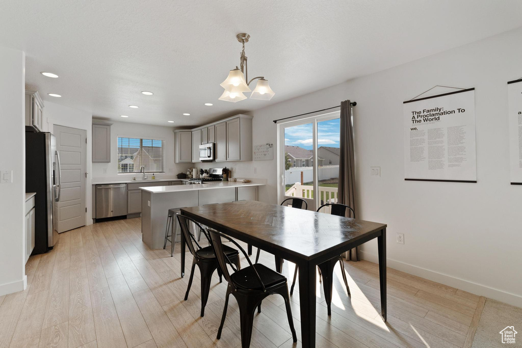 1326 E GRANITE PEAK RD Eagle Mountain, UT 84005